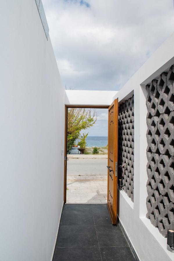 Sunwaves Beach Studio I Ялисос Екстериор снимка